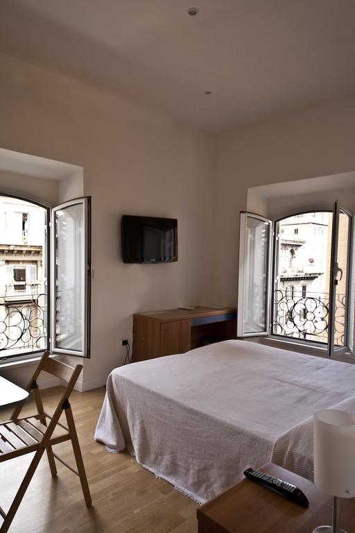Tourist House B&B Rome Room photo